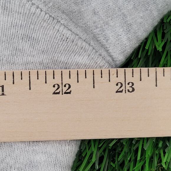 Vintage Champion Reverse-Weave Sweatshirt L/XL 23x26 Crop USA - Picture 12 of 16